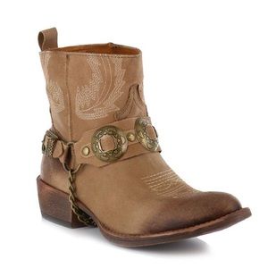 Matisse Coconuts Hoss Cut Off Cowboy Bootie